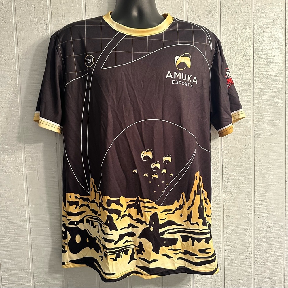 Amuka Esports NEU Jersey Basement Gaming Controller Pattern Black Gold Large